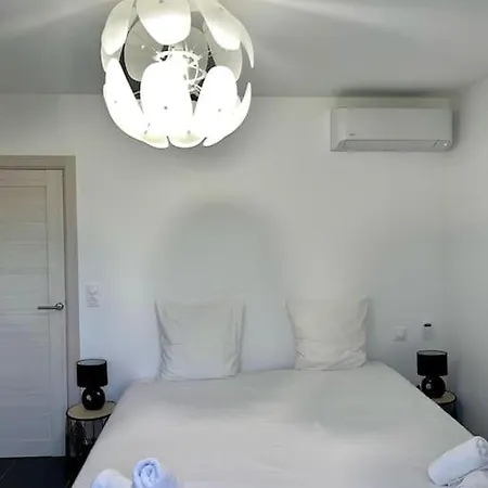 Foce Del Edera T3 Terrasse, Piscine Et Parking Bonifacio (Corsica)