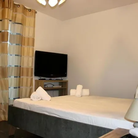 Apartment Foce Del Edera T3 Terrasse, Piscine Et Parking